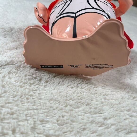 Captain Underpants Inflatable Figure 2002 Scholastic Limited Crew Gift - Picture 2 of 5
